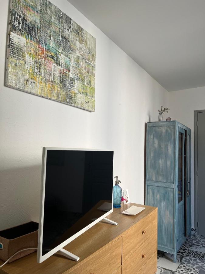 Paisible Dans Ancienne Batisse Renovee